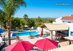 Algarve - Casa de férias com piscina a 10 min da praia (transporte)