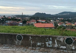 Terreno para construção em Braga de 242,00 m²