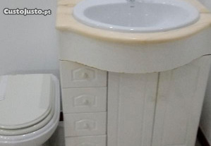 Armário de casa de banho completo