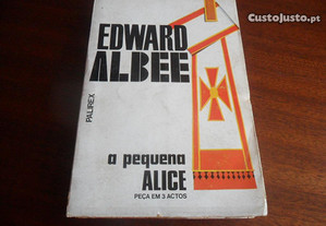 "A Pequena Alice" de Edward Albee