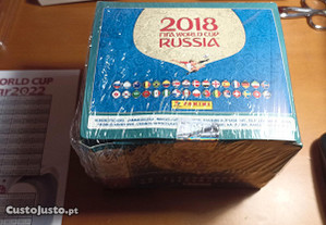 Caixa Mundial 2018 104 saquetas versão sul americana Panini
