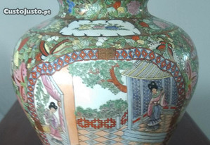 Jarrão Chinês de Porcelana - Antigo