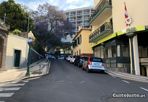 Estacionamento Duplo Funchal Edificio Avenida