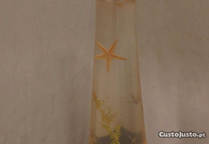 Jarra Vidro, Alta, com gel e estrelas e conchas e búzios do mar Altura: 27 cm