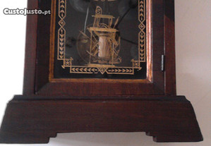 Relógio raro e antigo de colecção