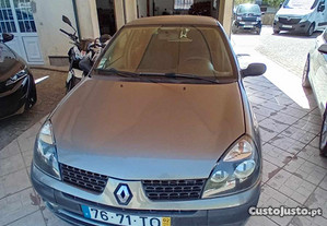 Renault Clio 1.5dci 65cv - 02