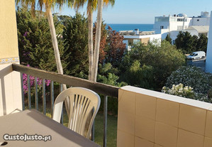 Apartamento T2 Martins, com A/C, WIFI e vista mar, a 3 minutos (a p) da praia, Albufeira