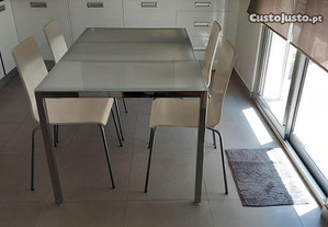 Conjunto de Mesa+Cadeiras de Cozinha