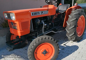 Trator Kubota L225 (25CV) com Matricula