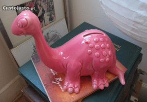 Mealheiro Dinossauro, cor de rosa, pintado à mão.