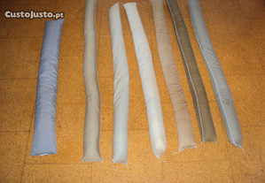 Sete rolos para calafetar porta e janela em tecido e material de isolamento