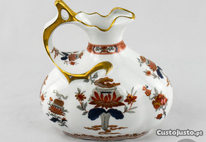 Jarro com brasão porcelana Neoclassica, Companhia das Índias, Coleção Macau