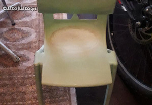 Cadeira de criança usada
