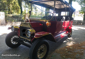 Tuk Tuk eltrico vintage retro Ford T