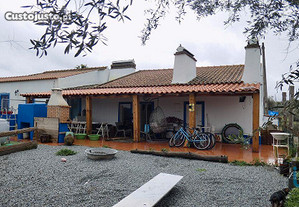 Casa / Villa T4 em Évora de 140,00 m²