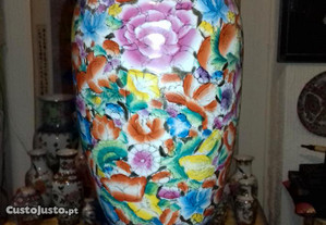Grande jarra chinesa mil flores meados sec,xx.