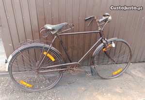 Bicicleta antiga para restauro roda 28