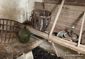 cesto antigo de ferro para agricultura