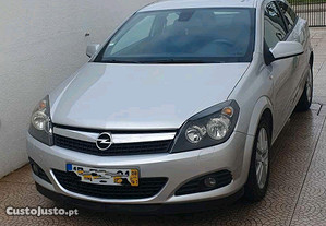 Opel Astra GTC - 08