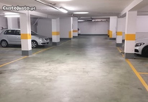 5 lugares de garagem edifício passagem ...
