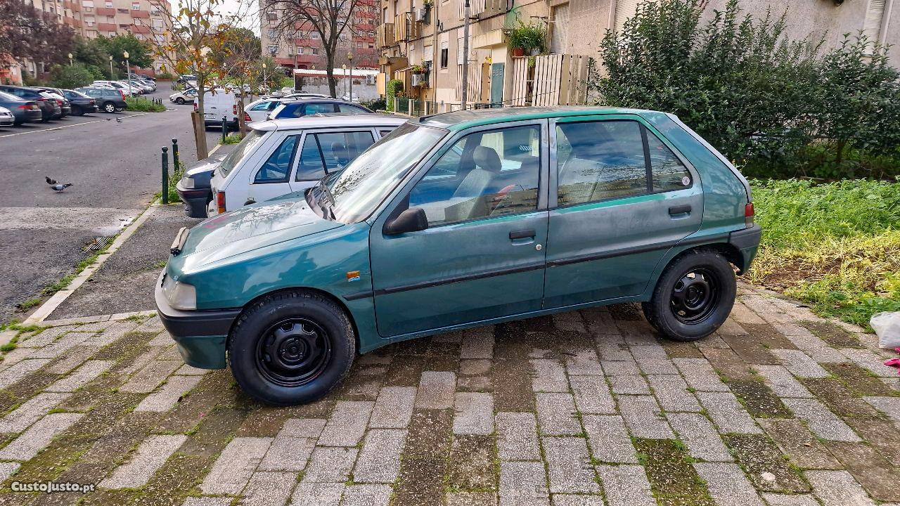 Peugeot 106 colour