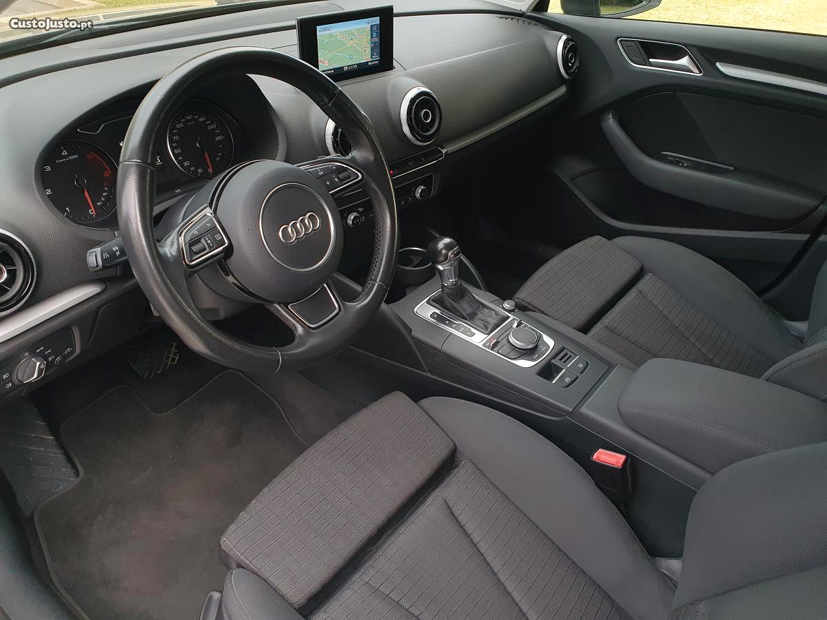 Audi A3 Sportback 2.0 TDI 150cv Sport Nacional Auto
