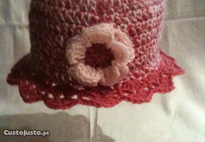 Lindo chapéu p/criança em tons rosa
