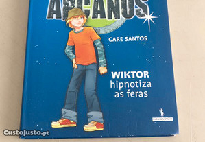 Arcanus - Wiktor Hipnotiza as feras de Care Santos