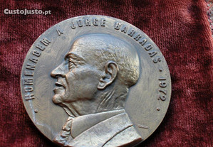 Medalha de Homenagem a Jorge Barradas 1972.
