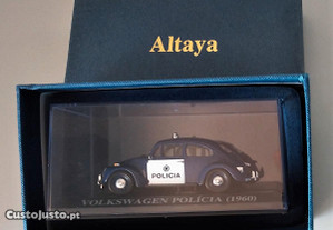 * Miniatura 1:43 Volkswagen Carocha 1960 Policia (P.S.P.)