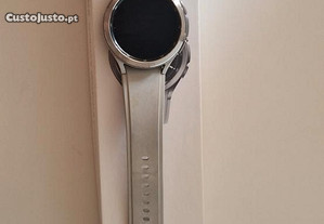 Samsung Galaxy Watch4 Classic - 46mm