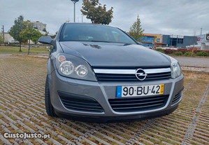 Opel Astra 1.4 gasolina - 06
