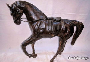 Escultura Cavalo Couro 2