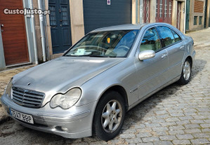 Mercedes-Benz C 200 2.0