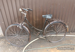 Bicicleta antiga TRIUMPH inglesa