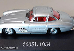 Miniatura 1:43 Mercedes Benz 300SL (Gullwing) 1954 *