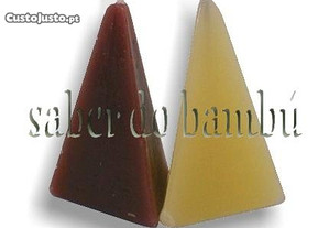 Vela artesanal pirâmide conj.20 - 4,5x7cm