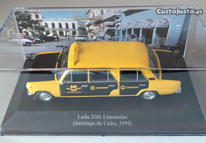 * Miniatura 1:43 Colecção "Táxis do Mundo" LADA 2101 (1995) Santiago de Cuba 2ª Série