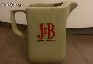 Jarro J&B Scotch Whisky