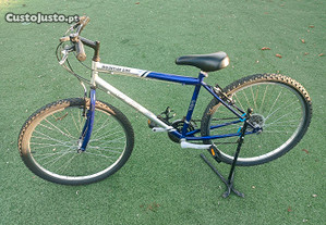 Bicicleta CBF roda 26