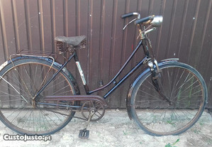 Bicicleta Pasteleira de senhora Orbita antiga