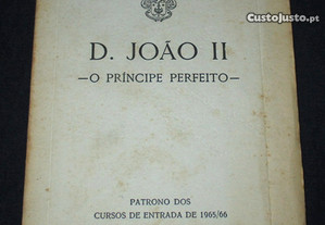 Livro D. João II O Príncipe Perfeito Carlos Machado F. Santos Autografado