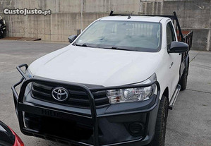 Toyota Hilux Cab. Simples