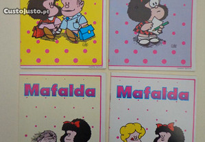 Antigos cadernos escolares - Mafalda.
