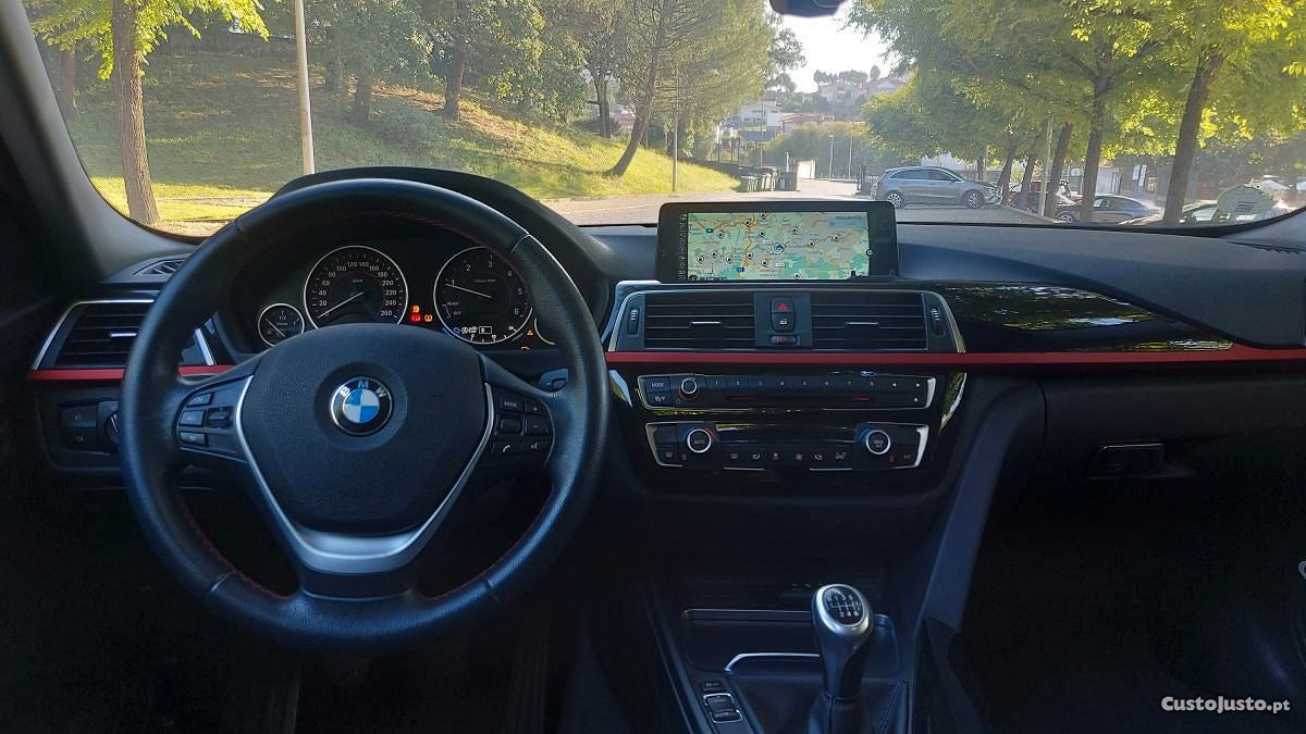 BMW 318 d Touring Sport Line