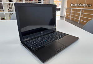 DELL Latitude 5580 I5-6200U 8Gb 240Gb SSD 15.6" Bat. teclado monitor NOVO 1 Ano Garantia