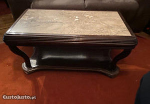 mesa de centro em madeira e pedra