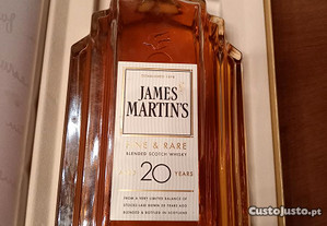 Whisky JAMES MARTIN'S 20 anos com embalagem