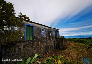 Casa tradicional T2 em Açores de 136,00 m²