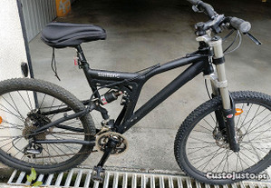 Bicicleta Shimano de Qualidade, C/Suspensão - Roda 26 x 2.25